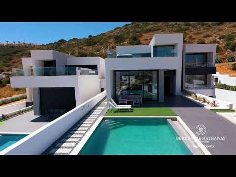 BHHSPP Presents -Brand New Ultimate Design Villa with sea views- PP3730