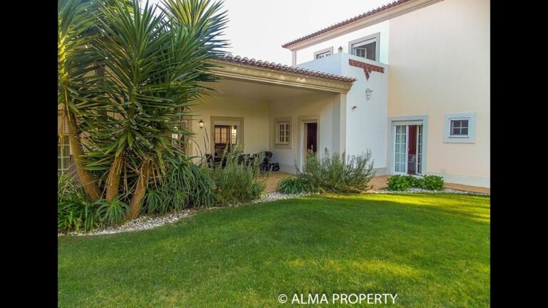 Townhouse For Sale on Praia d'el Rey, Portugal Silver Coast