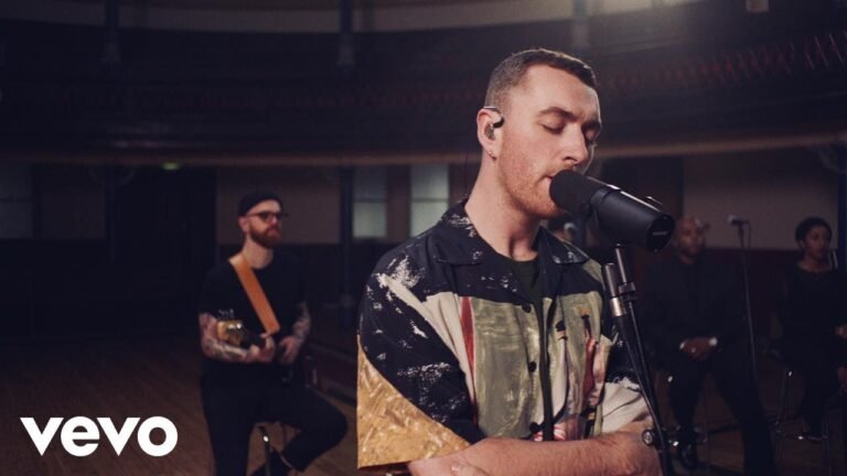 Sam Smith – Burning (Live From The Hackney Round Chapel)