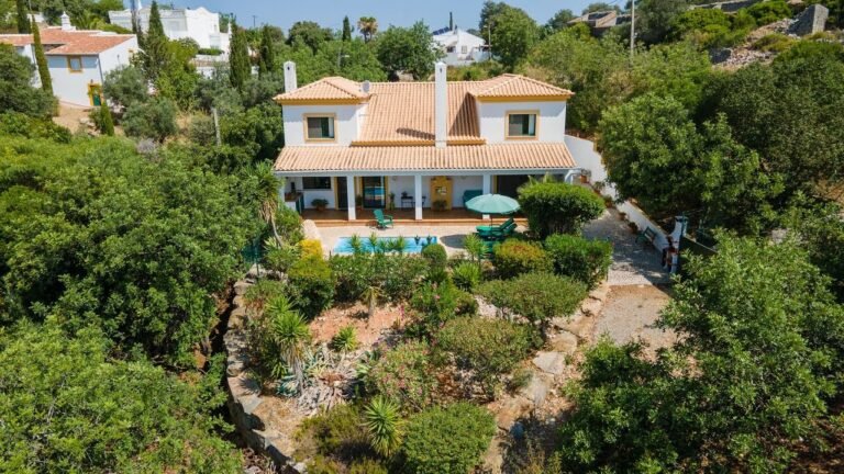 BHHS Portugal Property Presents – Beautiful Villa In Sao Bras de Alportel on a Huge Plot