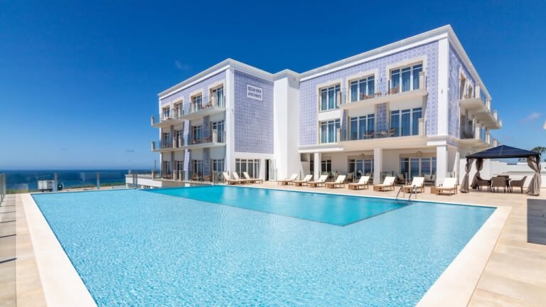 Berkshire Hathaway Home Services Portugal Presents – Amazing Apartment In Front Of The Ocean