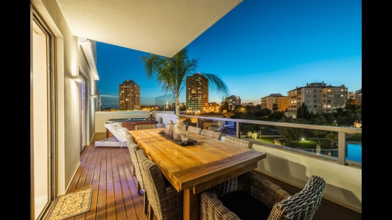 Luxury 3 bedroom beach penthouse for sale in Praia da Rocha, Algarve, Portugal