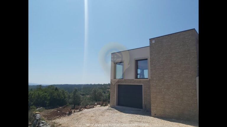 3 Bed Modern House in Soure, Coimbra. Stunning views!