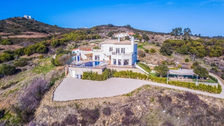 Modern 4 Bedroom Villa in Tavira – Sea Views – PortugalProperty.com – PP3045