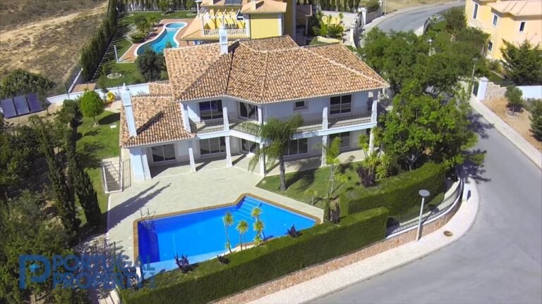 PortugalProperty.com – Ref: PP2022 – Modern 4 bedroom villa close to Galé