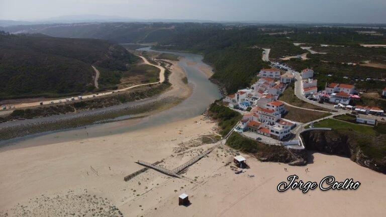 Praia de Odeceixe – Praia Marítima e Fluvial – Aljezur,Algarve, Portugal – Aerial – 4K Ultra HD