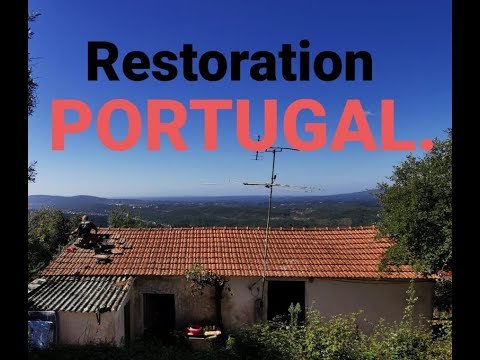RESTORING A PORTUGUESE COTTAGE.