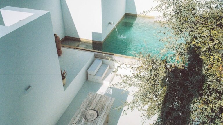 Shooting a White Villa on Film in Portugal / Leica M6 Shooting a White Villa on Film in Portugal / Leica M6
