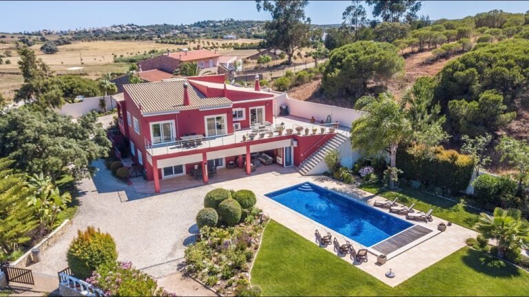 Spectacular 5-bed villa set in wonderful country location – PortugalProperty.com – PP3174