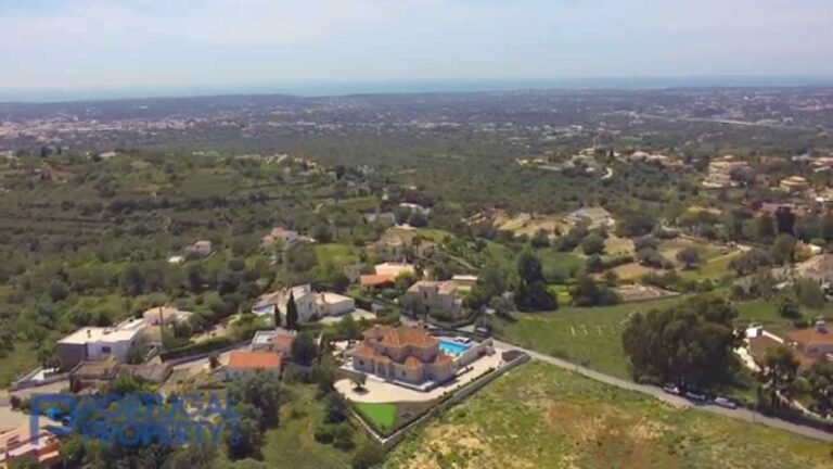 Spectacular 6 Bedroom Villa with Sea View – PortugalProperty.com – PP2142