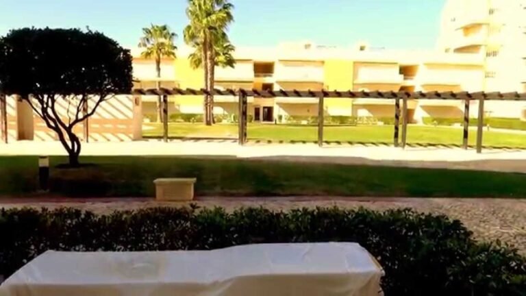 Algarve Property .com, Portugal – Two bedroom ground floor apartment in MouraPraia, Vilamoura