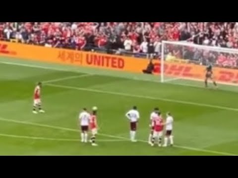 Bruno Fernandes penalty miss vs Aston villa