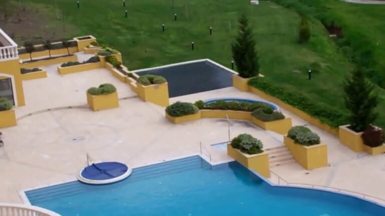 Campo Real 5 star resort golf spa 30 mins from Lisbon  Portugal