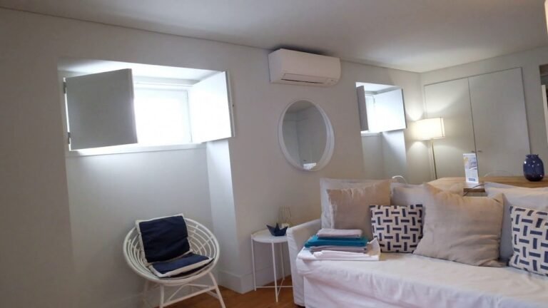 Elegant 2-bedroom apartment with AC for rent in Cais do Sodré – Spotahome (ref 253136)