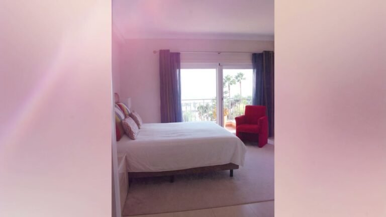 Gorgeous villa in Luz for sale