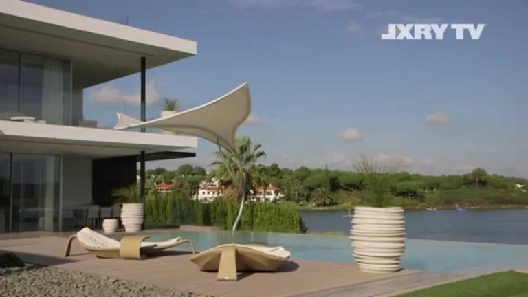LXRY TV Binnenkijken villa Algarve Portugal LXRY TV Binnenkijken villa Algarve Portugal