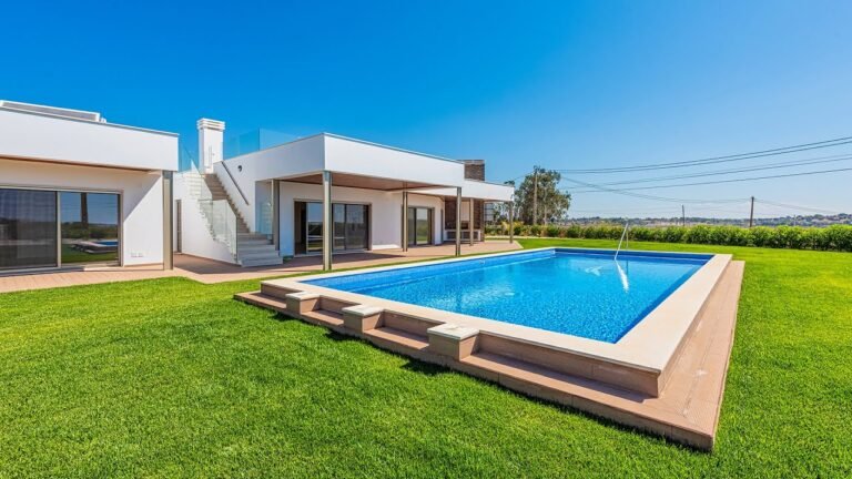 Modern Villa For Sale in Meia Praia, Lagos | Casas do Barlavento Modern Villa For Sale in Meia Praia, Lagos | Casas do Barlavento