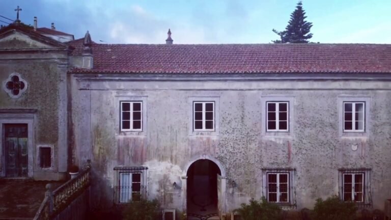 Portuguese Villa – "My Vintage Wedding" – Colares, Portugal