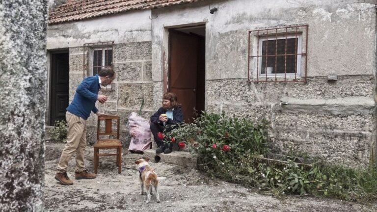 15 Making a house a home in the Mountains of Central Portugal