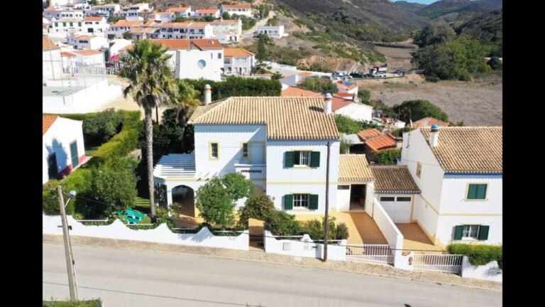 A beautiful 3 bedroom villa in the village of Carrapateira, Portugal.