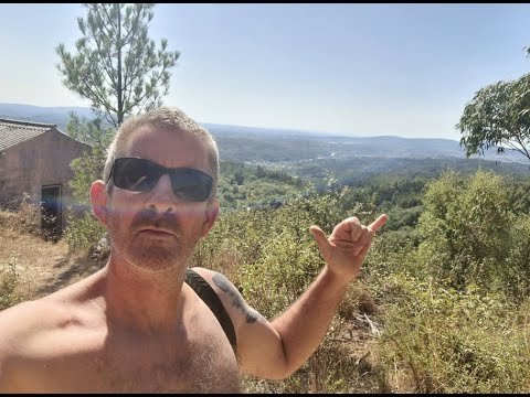 EXPLORING RUINS PORTUGAL. Getting lost on a mountain and exploring abandoned houses.