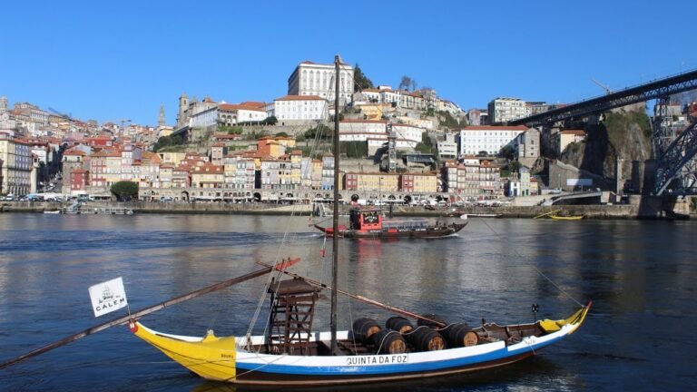 Portugal Travel – 8 Fados