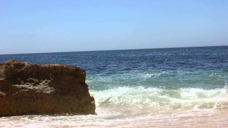 Portugal – Unbelievable Algarve beaches – Carvoeiro