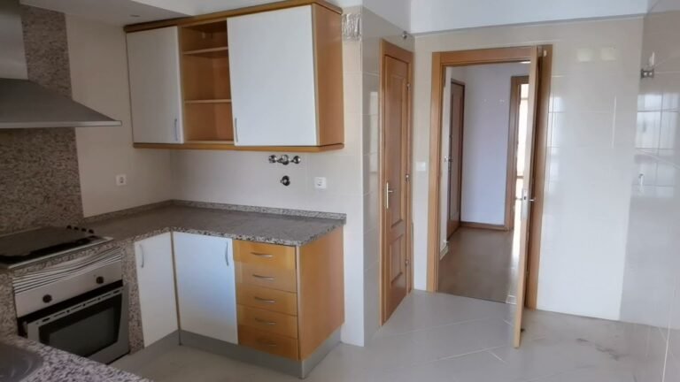 Alenquer: T3 no Carregado (vende)