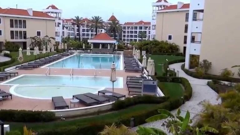 Algarve Property .com, Portugal – Luxury one bedroom apartment inside the Hilton Hotel in Vilamoura