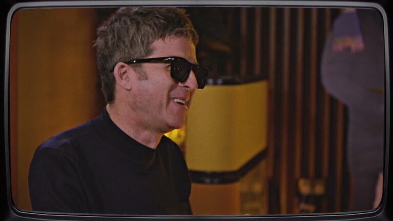 Noel Gallagher's High Flying Birds –  Questions Time with Matt Morgan [Part 3/3]