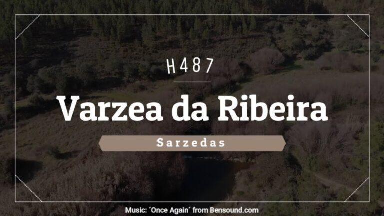 Farm for renovation bordered by a river | For sale