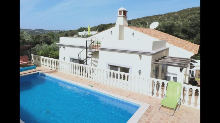 Charming 3 bedroom detached villa, Algarve – Contact us at info@elegancerealestate.net