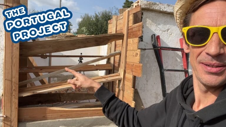 PUTTING UP FRAMING (..with scrap wood that barely holds) – Portuguese House Renovation