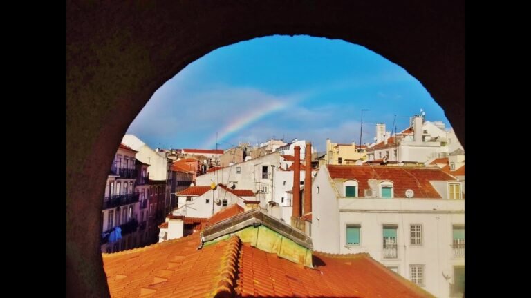 BAIXA-CHIADO Lisbon center in Bº ALTO aprt.  DUPLEX T3 for  RENT / medium- long term