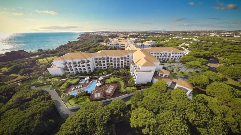 Pine Cliffs Ocean Suites, a Luxury Collection Resort & Spa, Algarve, Albufeira, Portugal