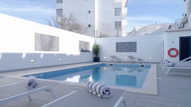 Villa Albufeira 78 – Rental villa in Albufeira. Luxury and modern villa with 6 bedrooms in Albufeira