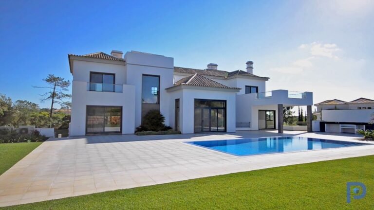 New Contemporary Villa in Sought After Private Location – PP1972