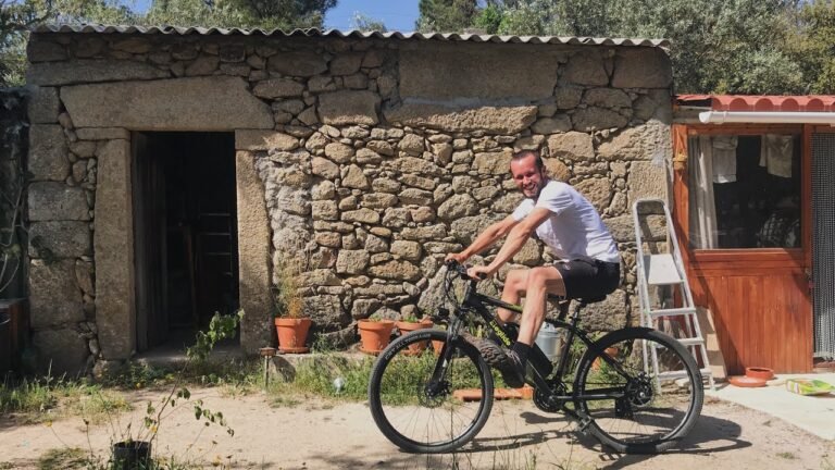 Off Grid Life Portugal 🌞 An amazing new e-bike Eleglide M1 plus 🚴 & a day working on our homestead