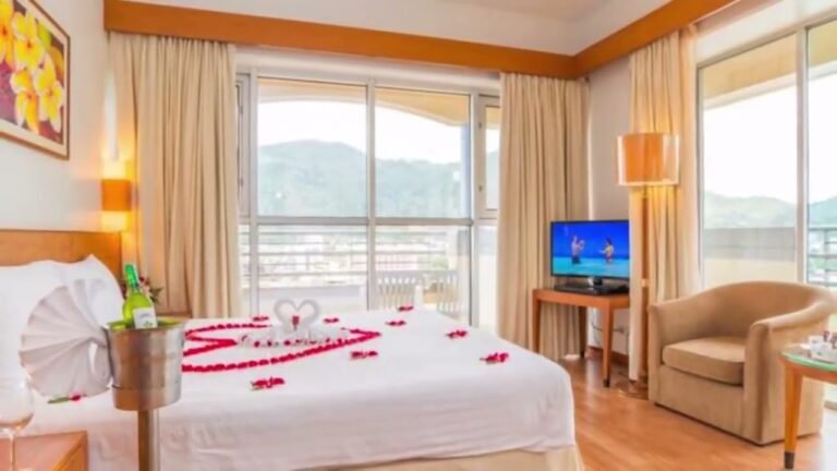 Top10 Recommended Hotels in Patong Beach, Phuket, Thailand 10 อันดับโรงแรมแนะนำในหาดป่าตอง ภูเก็ต ปร