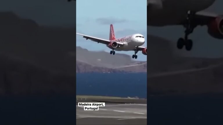 Crosswind Landings at ✈️ Madeira Airport, Portugal 🇵🇹 credit: SK TECH ✈️