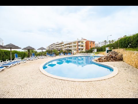 Spacious contemporary 2 bedroom apartment near the historic town of Lagos, Portugal