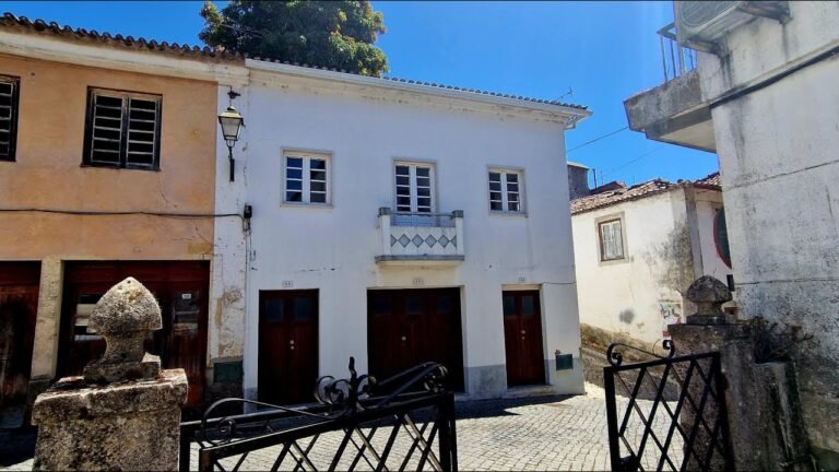 Traditional Portuguese town house in beautiful location for sale.