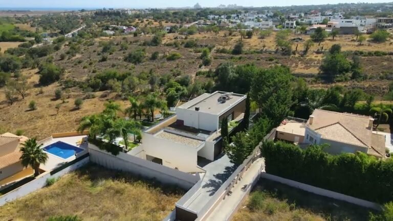 Large contemporary villa near the beaches for sale in Central Algarve