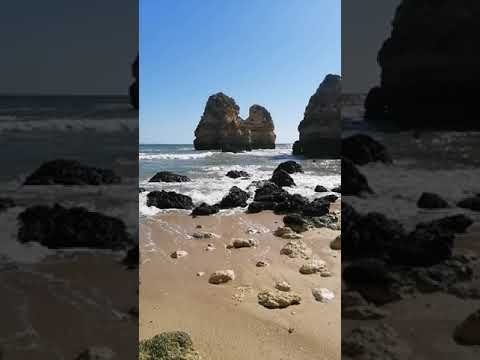 Praia maravilhosa Top 3 de Portugal Camilo Beach Wonderful beach  Top 3 in Portugal #viral #shorts