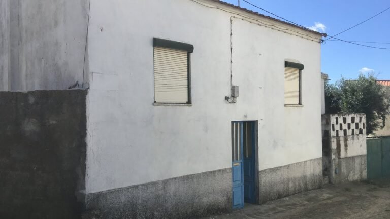 4 bed detached villa in Sobral do Campo. 15 minutes north/west of Castelo Branco.