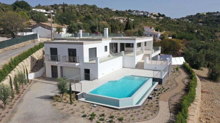 €2,950,000 NEW BUILD – Loule, Portugal  – Take a Tour with Megan & Cindy