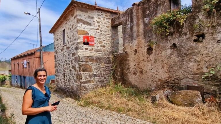 For Sale. Traditional Portuguese Schist House with land.