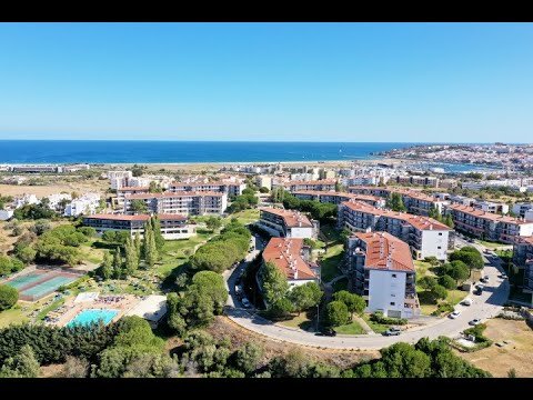 Superb location! A 2 bedroom apartment with a fantastic terrace near meia-praia, Lagos, Portugal.