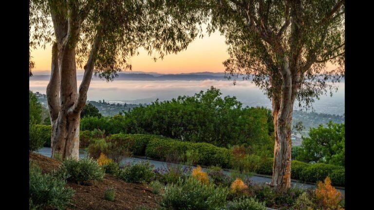 30 Portuguese Bend Road Rolling Hills, CA |