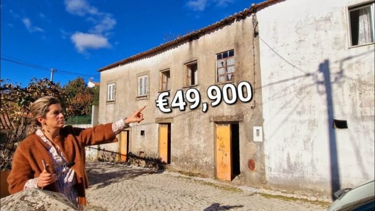 Cottages for sale in central Portugal tourist area. Cottages for sale in central Portugal tourist area.